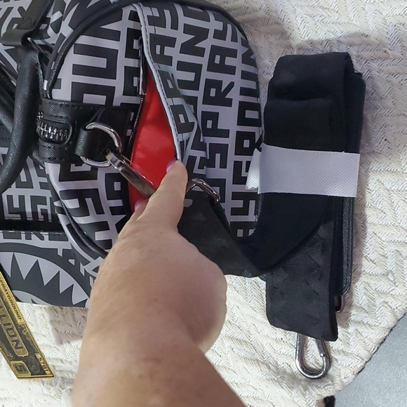 SPRAYGROUND. INFINITI 3M MINI DUFFLE in GREY - Picture 13 of 15